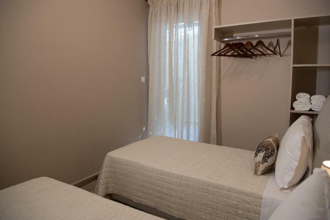 V. P. Place. Argostoli  Ngoại thất bức ảnh